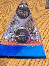 Load image into Gallery viewer, Mini Rose Quartz Orgonite EMF Protection/Chakra Healing Pyramid 4-5 Symm