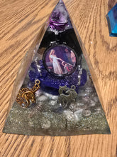 Load image into Gallery viewer, Medium Black Tourmaline Orgonite EMF Protection/Chakra Healing Pyramid 10-5 Symm