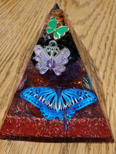 Load image into Gallery viewer, Mini Black Tourmaline Orgonite EMF Protection/Chakra Healing Pyramid 2-18 Symm y