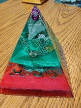 Load image into Gallery viewer, **SPECIAL** Aventurine Orgonite EMF Protection/Chakra Healing Pyramid