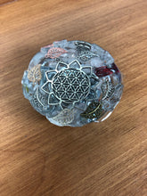 Load image into Gallery viewer, Rose Quartz(2) Rose Orgonite EMF Protection/Chakra healing