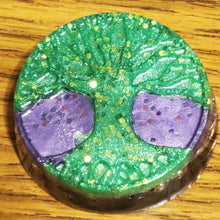 Load image into Gallery viewer, Flower of Life Shungite Orgonite EMF Protection/Chakra Healing Pyramid