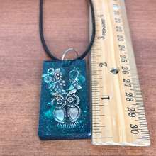 Load image into Gallery viewer, Aventurine Orgonite EMF Protection/Chakra Healing Pendant