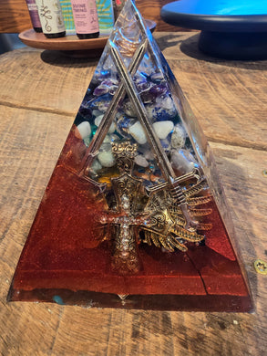 Large 7 Stone Orgonite EMF Protection/Chakra Healing Pyramid 10-5 Symm