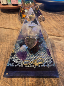 Large Amethyst Orgonite EMF Protection/Chakra Healing Pyramid SYM 10-5