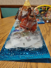 Load image into Gallery viewer, XL Carnelian Orgonite EMF Protection Healing Pyramid 10-16 Symm