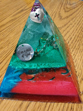 Load image into Gallery viewer, **SPECIAL** Aventurine Orgonite EMF Protection/Chakra Healing Pyramid